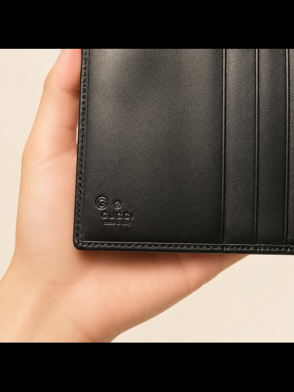 GUCCI Midsize Black WALLET EUC - Picture 7 of 10